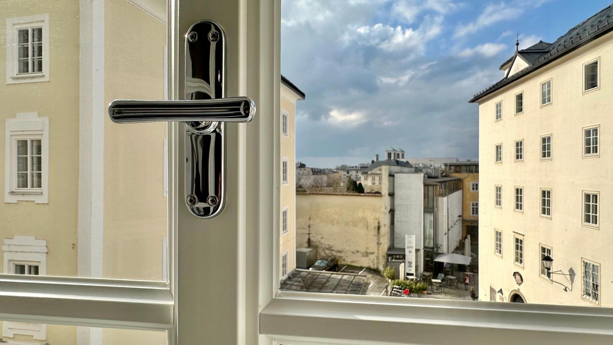 Hotel Krone 1512 Salzburg Ngoại thất bức ảnh