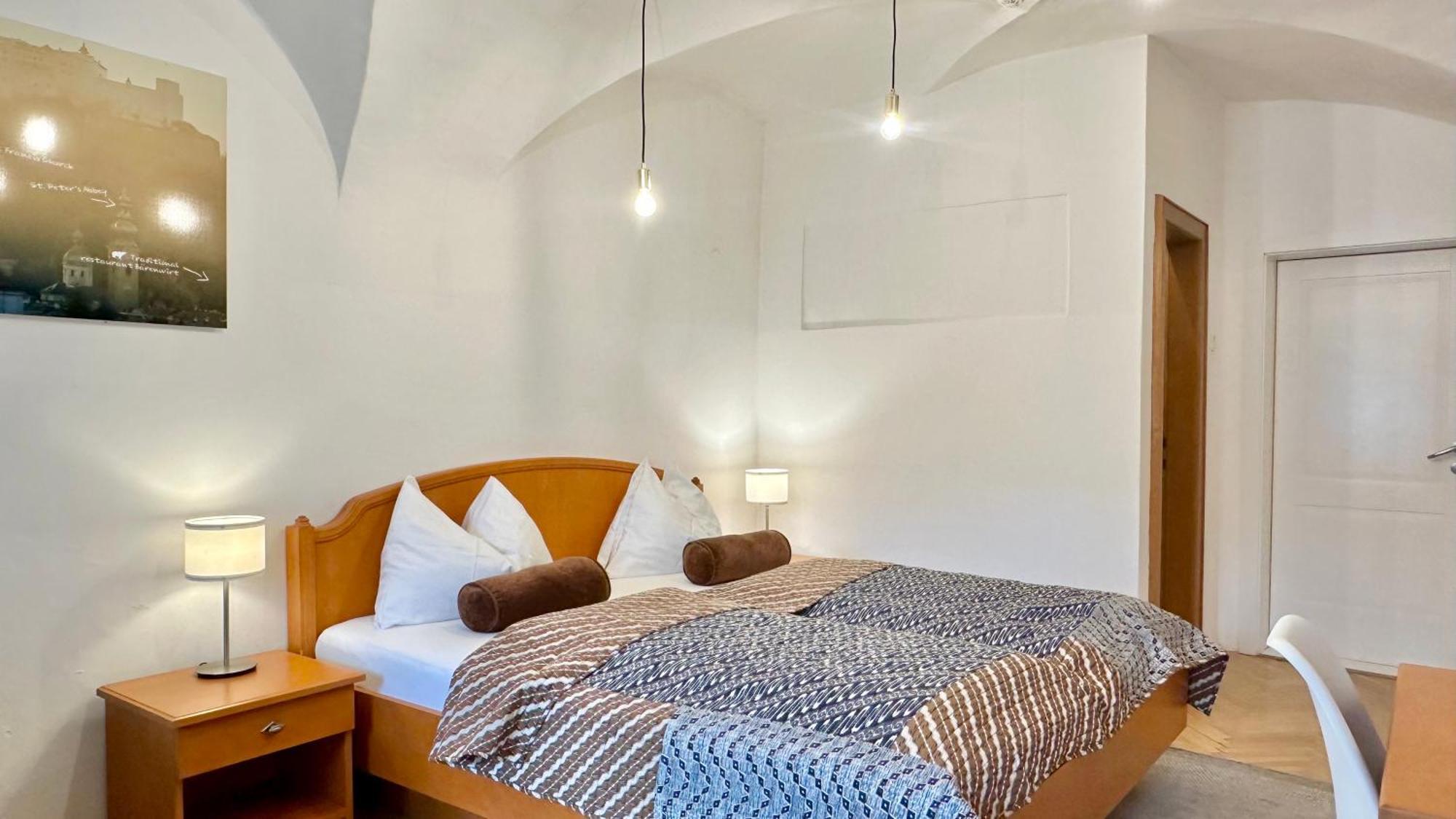 Hotel Krone 1512 Salzburg Ngoại thất bức ảnh